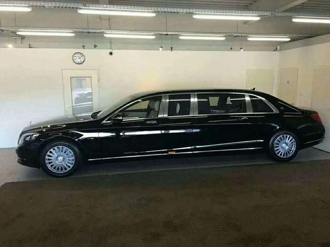 奔驰s650新款加长版5米98特惠价格 闪电登场
