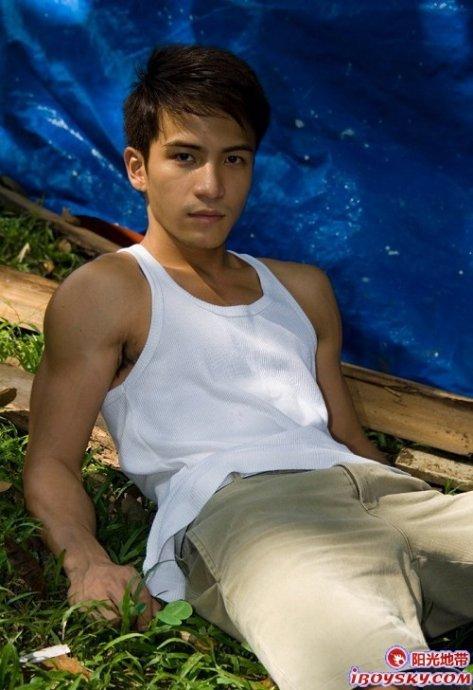 (2010-03-08 20:19:32) 转载 ▼ 标签: 杂谈 分类:【男模风采】 分享