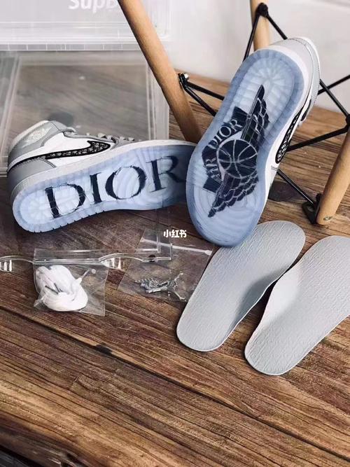 迪奥联名aj1_airjordan_迪奥怎么样_时尚_鞋靴