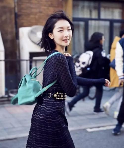 周冬雨&曲筱绡:不到160的小妖精,怎样穿出170的大长腿?