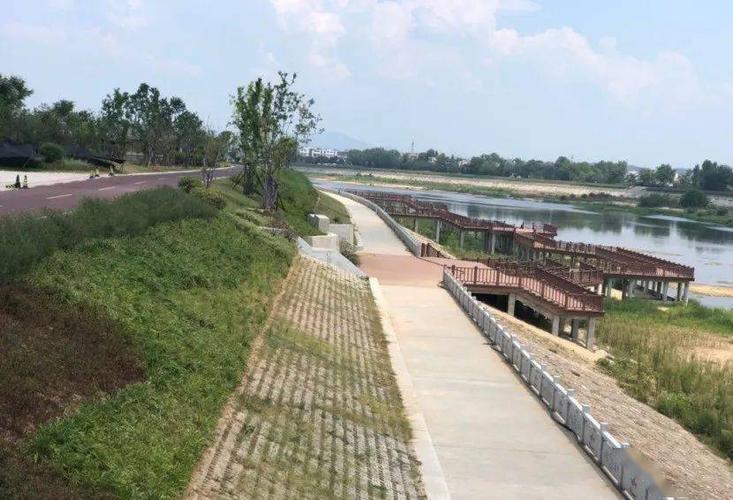 守护河道安澜 筑牢麻城幸福堤坝_堤防