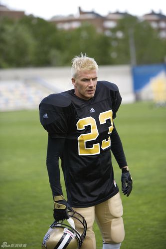 贝克汉姆历年广告海报_高清图集_新浪网