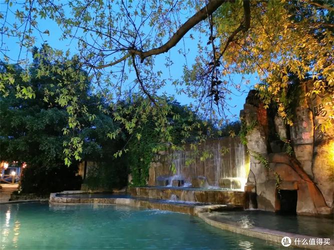 >社区首页>旅游出行>国内旅游>文章详情> 统景温泉统景温泉位于重庆市