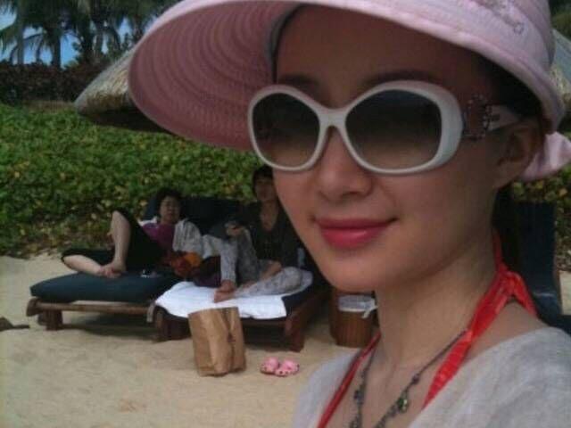 舒畅首次曝光泳装照,昔日玉女变性感女神,却被这个细节暴露人品