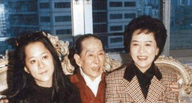 2亿遗产只给她1块钱_邓永祥_女孩子_漂亮