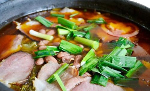 腊肉豆米火锅的做法是什么?