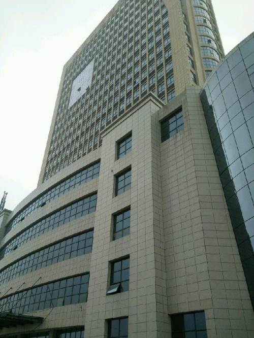 东城国际大厦,11层写字楼整层对外出租,98—六安金安