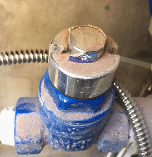 川邛金炜 圆柱形暖气阀门钥匙 自来水阀门开关扳手 磁性锁包开