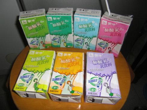蒙牛酸酸乳