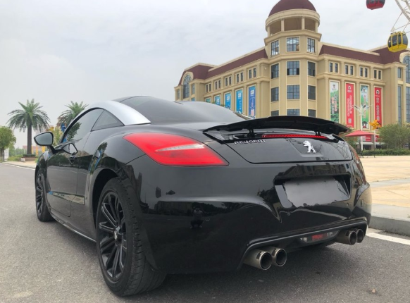 买辆二手法系浪漫小跑车,1.6t排量,2011款的标致rcz