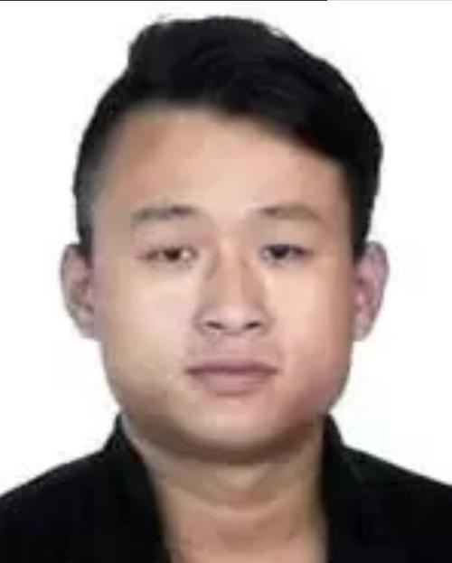 徐威,男,1990年4月22日出生,户籍地:浠水县团陂镇.涉黑涉恶犯罪人员.