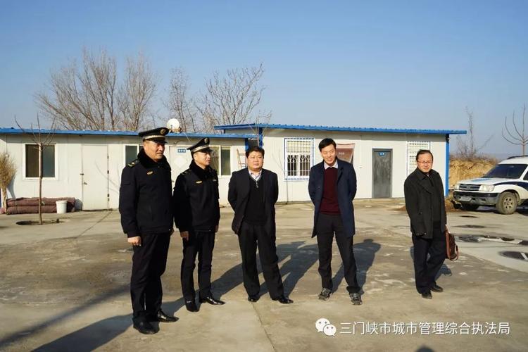 局长刘万增密集调研城管环卫工作