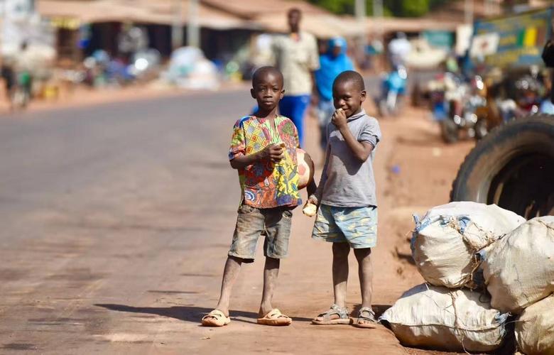 一夜之间,非洲马里一个村庄的人,全没了!