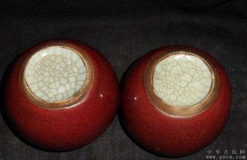 清郎红釉苹果尊一对