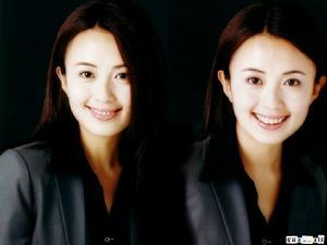 属相:兔 民族:满族 三围:85cm,65cm,90cm 身高:170cm 体重:5杨童舒