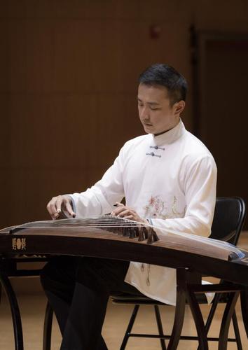 邓翊群——定风波独奏音乐会(太原站)