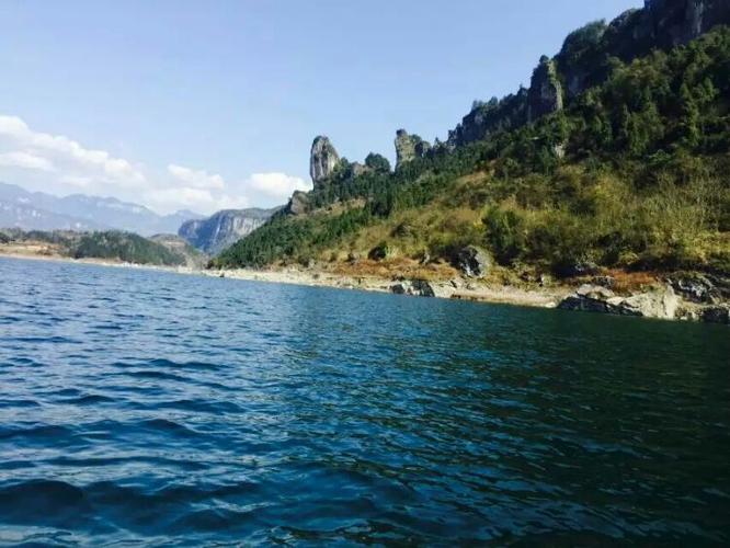 "沙地乡柳池村无限风光美"