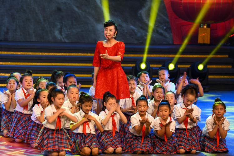 "童心绽放·筑梦中国"2019宁夏少儿春晚突破多多扮靓节日荧屏