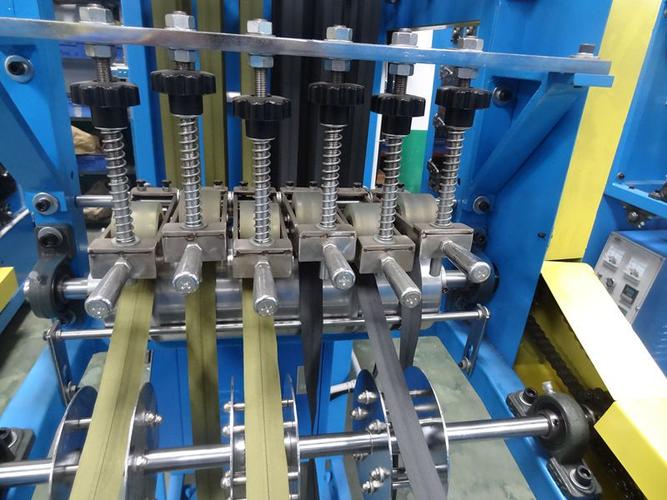 14缸古银镀色机供应商,巨力拉链机械各色镀色机生产厂家