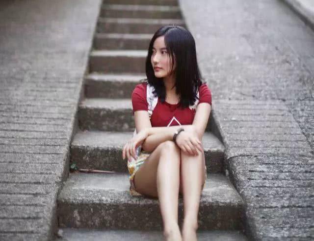 彭菲茗,清华大学校花,高考艺考双状元,是什么让她如此