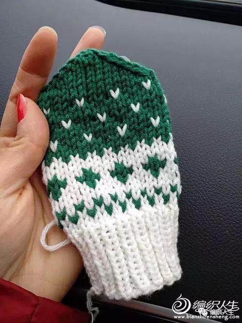 4股棉编织儿童棒针提花手套(含提花手套织法图解及过程图)!