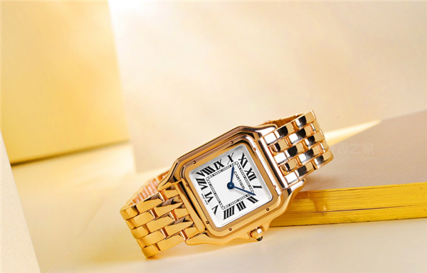 卡地亚猎豹系列腕表