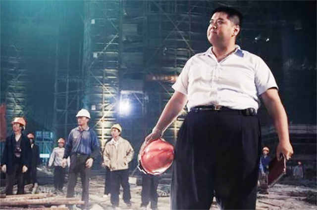 包工头:"累死累活还亏了5万多",为什么"小包"难做,很现实