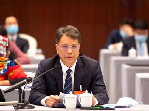 全国人大代表,福建省宁德市委书记郭锡文在十三届全国人大四次会议上.