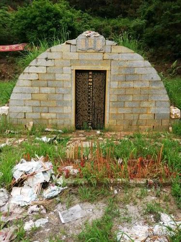 广东名墓:肇庆廖氏二世祖墓"早雾螺"