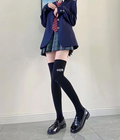 jk制服 过膝袜 巨显腿长yyds!