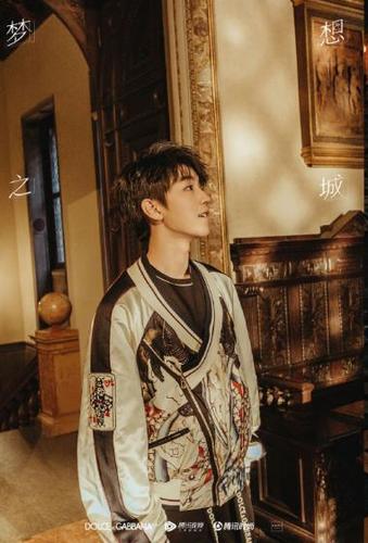 tfboys王俊凯《梦想之城》首套造型写真图片(9张)