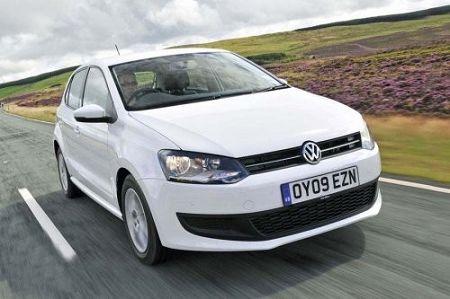 10万左右的25岁左右女生开的两厢车,求推荐!谢谢!