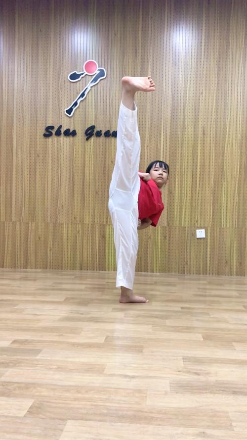 少广跆拳道这一脚练了俩小时