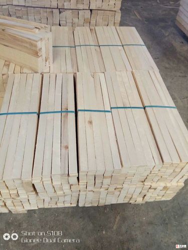 出售松木条子,杨木条子,杨木板方,地板帘子