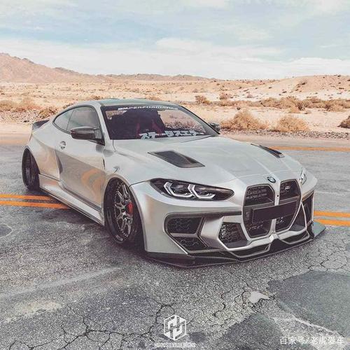 2021款宝马m4-coupe,疯狂碳纤维,jdm风格的宽体改装