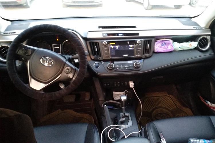 丰田-rav4荣放 2016款 2.0l cvt两驱智尚版