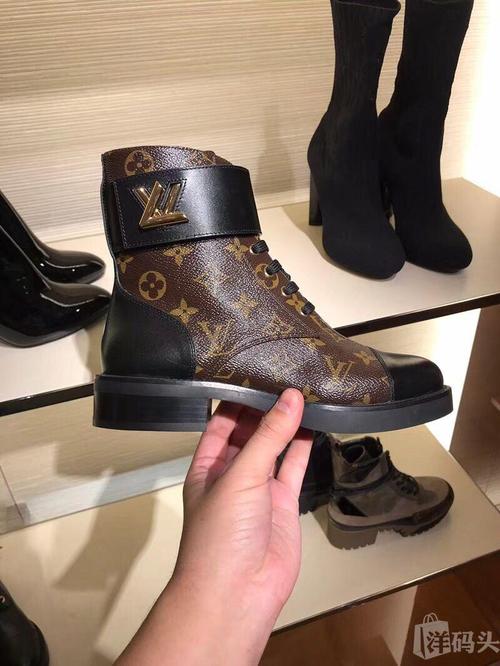 lv 路易威登 wonderland 军靴 女鞋