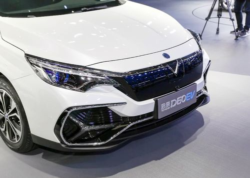 启辰d60ev亮相2019深港澳车展