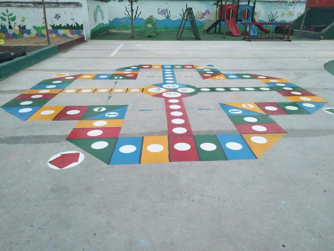 王开一幼儿园幼儿园地面创意大改造,为幼儿创造更多游戏空间.