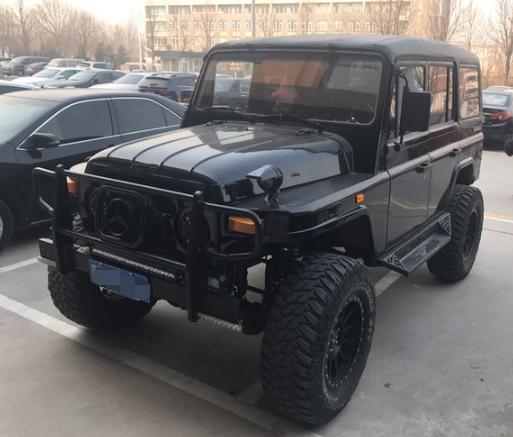 首台爆改新款北汽bj212诞生!4.0升6缸动力 5at,比牧马人帅气!