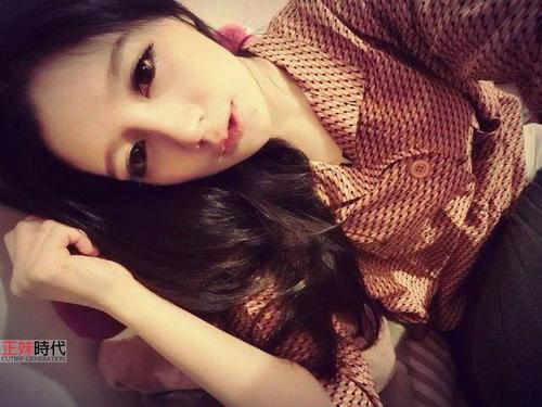 派派 简书予 (乐芙) 甜美超萌电眼女孩