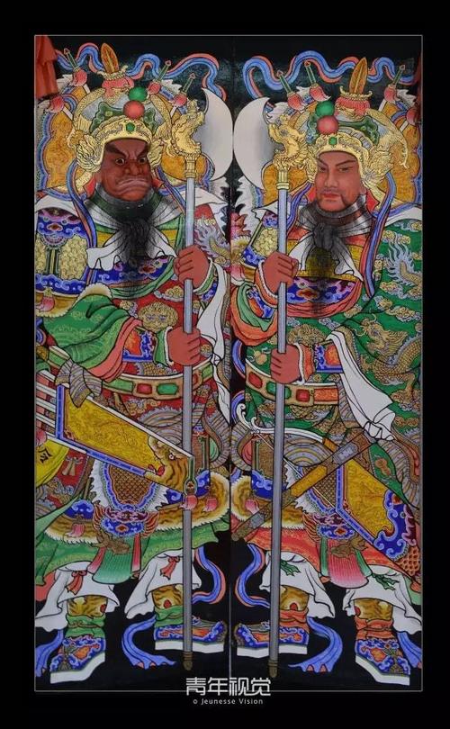 所以潮汕的艺人在门神漆画的色彩运用上更能得心应手,大胆泼辣,咋一看
