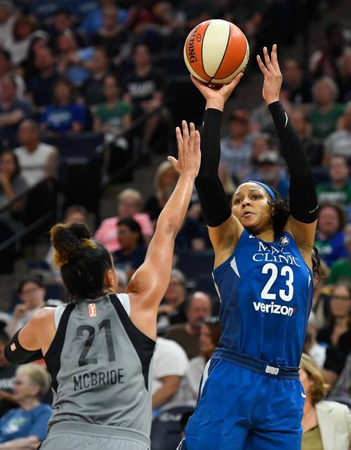 wnba的不败女王玛雅-摩尔!