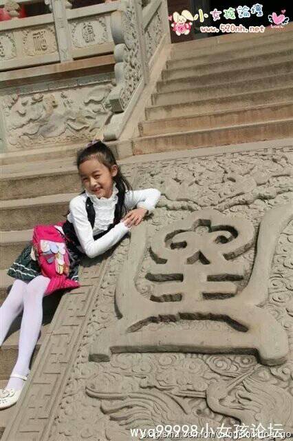 贴吧里面很多  芭蕾love炫舞    2015-04-18 23:04 欢迎关注白袜女孩