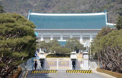 朝韩通讯试验联络线,甚至包括朝鲜劳动党中央总部大楼和韩国总统府