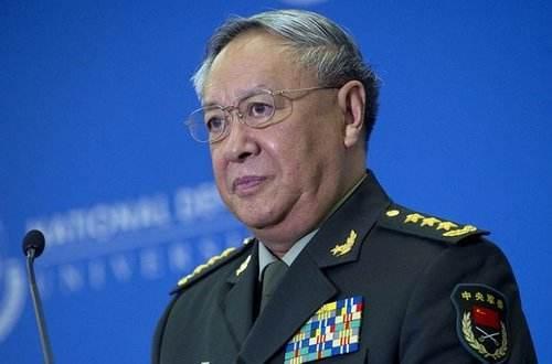 他是原总装部部长42岁做军长54岁升中将61岁被授大将军衔