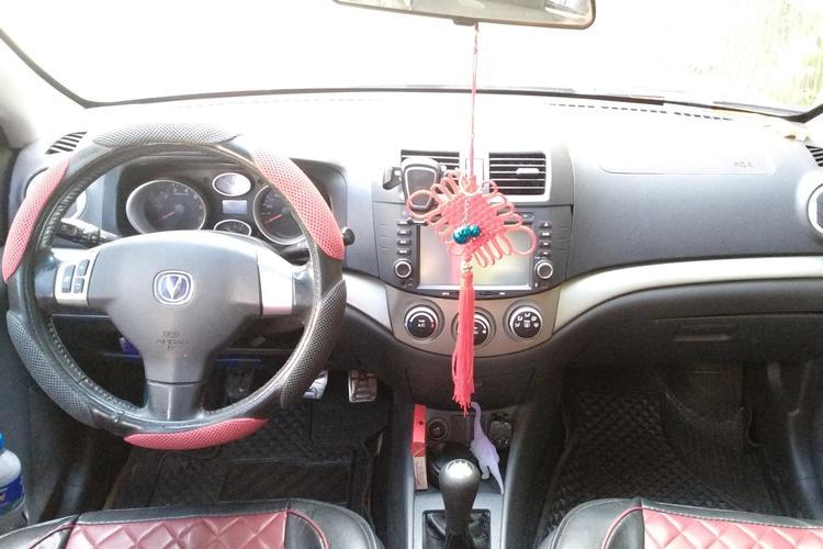 长安-悦翔 2011款 三厢 1.5l 手动3g版