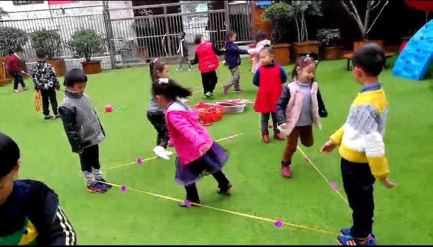 颍泉区幼教中心组公开教研活动在民族幼儿园举行