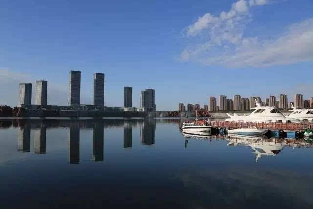 康巴什乌兰木伦湖璀璨之夜月光胡同号游轮2017首届婚纱走秀6月17日