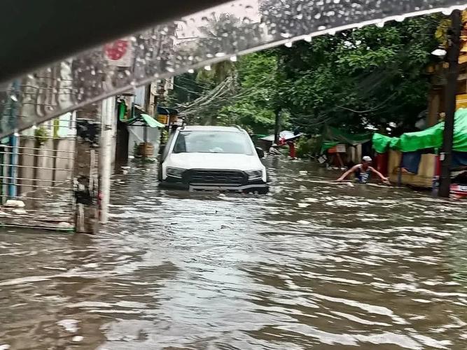 暴雨过后,缅甸第一大城仰光变"水城"